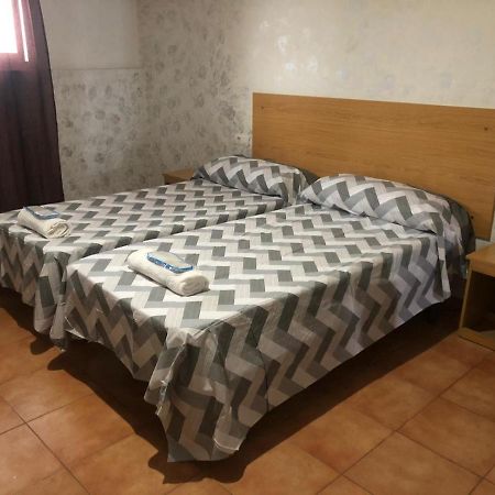 Hostal Casa Alonso Atarfe Bagian luar foto